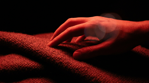 Buying a red light lamp or panel: which one suits you