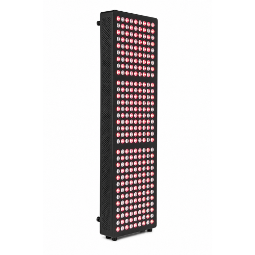 Lumi 700 sort panel set fra siden med ventilationshuller i kabinettet